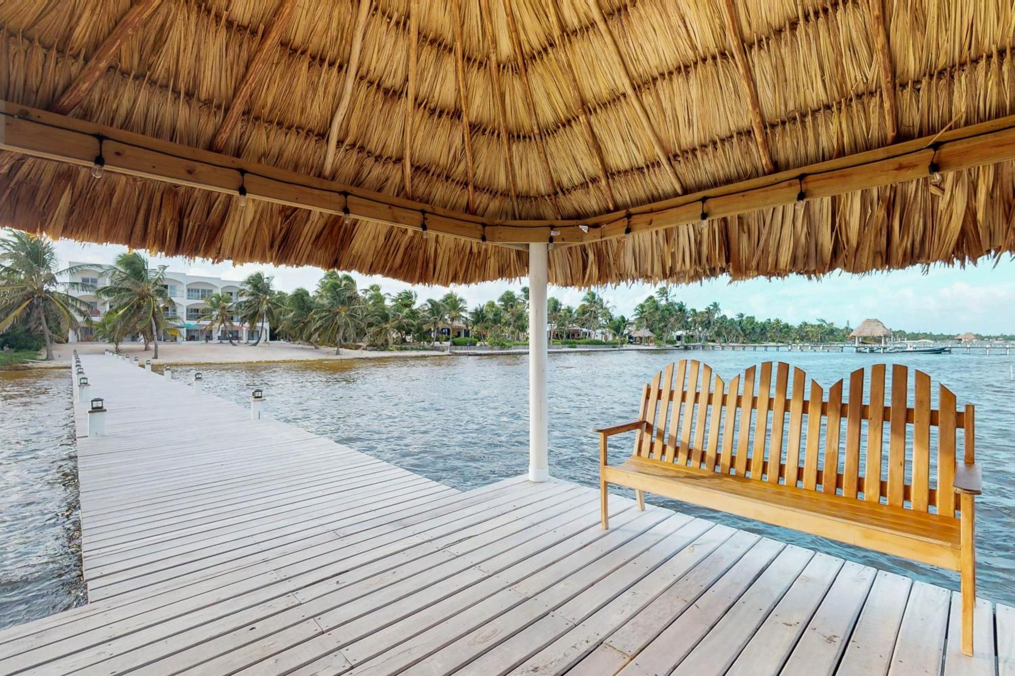Blue Water Beach Villas 圣佩德罗 客房 照片