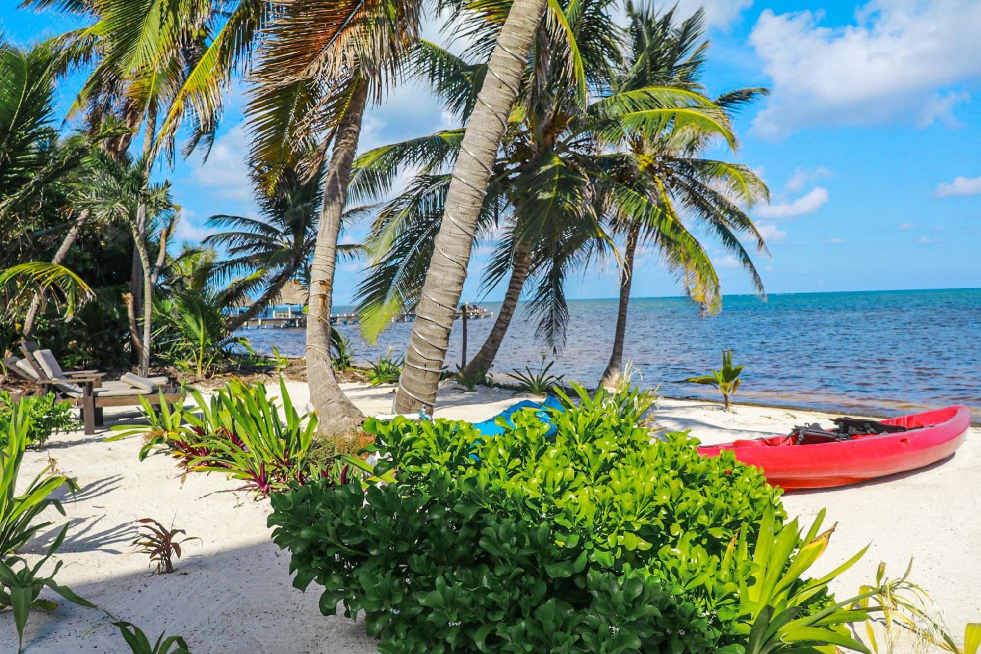 Blue Water Beach Villas 圣佩德罗 客房 照片