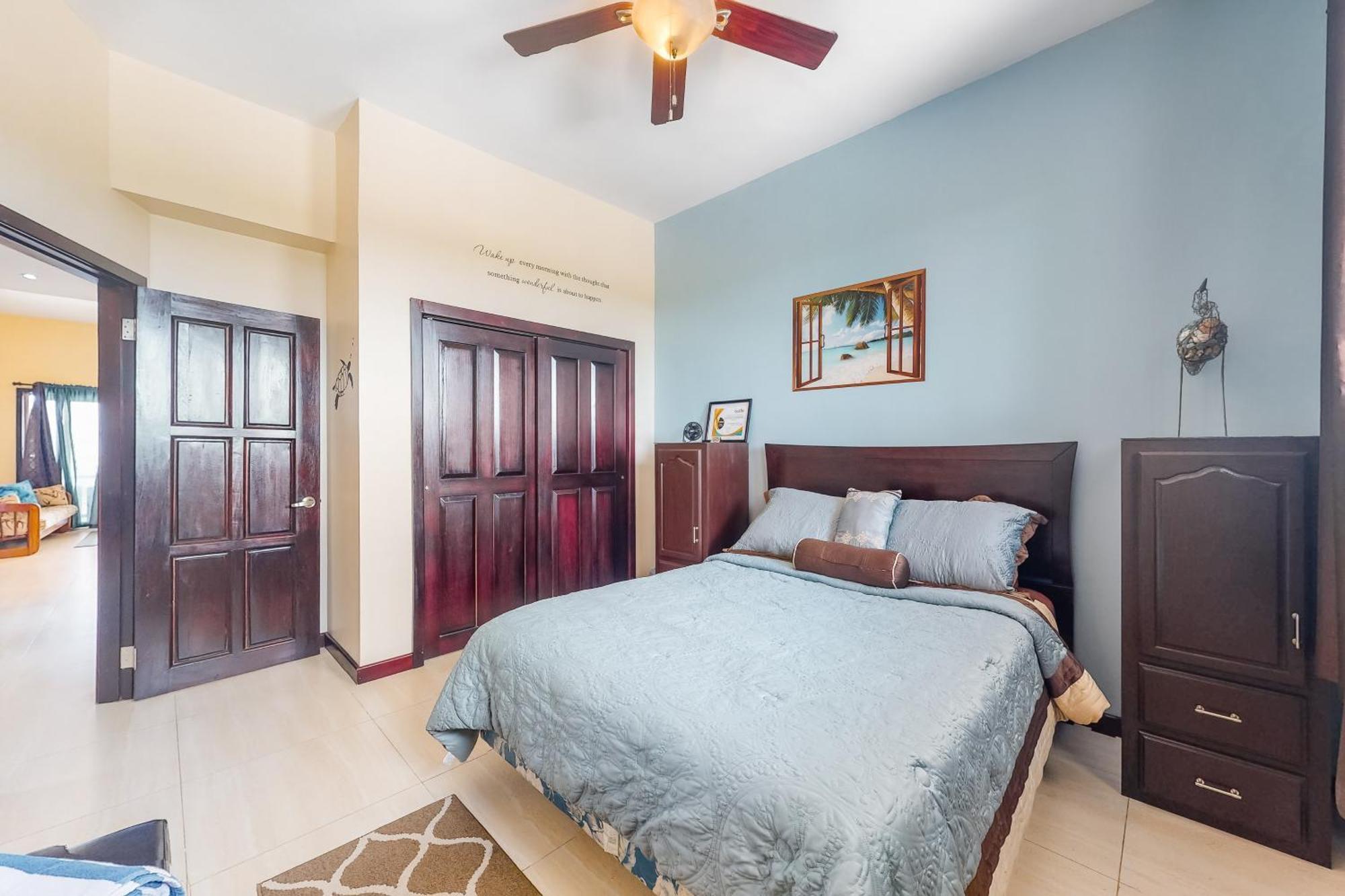 Blue Water Beach Villas 圣佩德罗 客房 照片