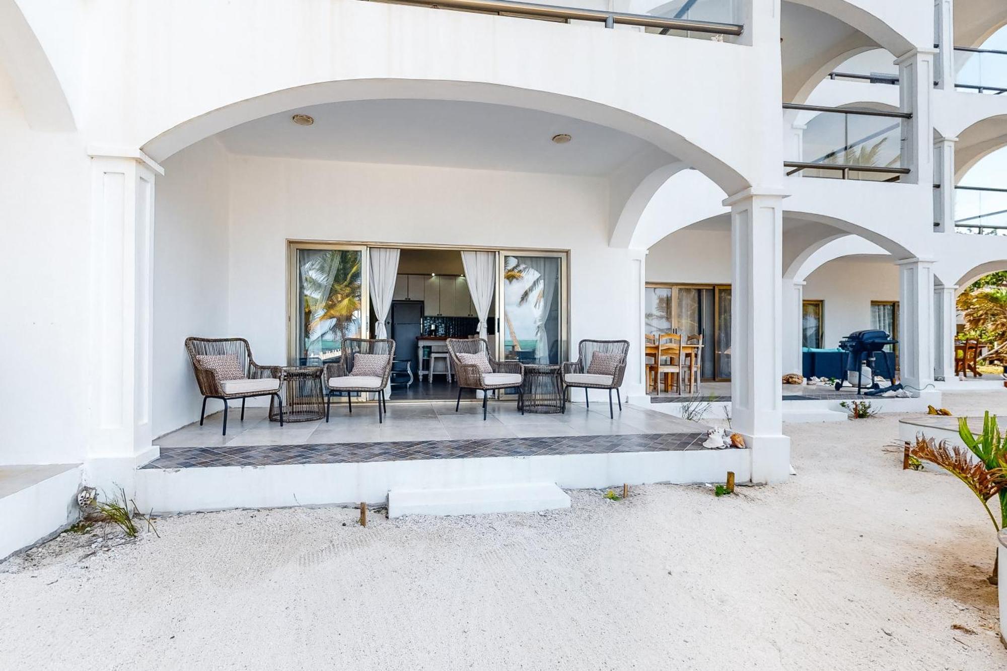 Blue Water Beach Villas 圣佩德罗 客房 照片