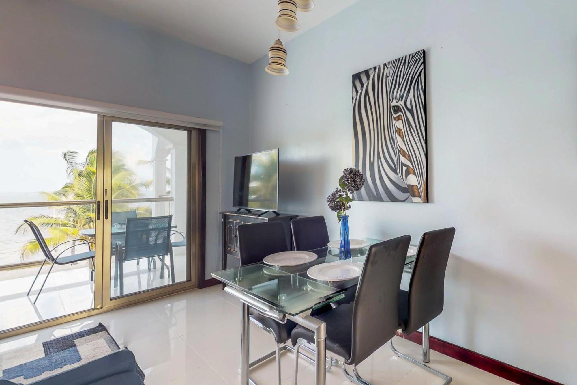 Blue Water Beach Villas 圣佩德罗 客房 照片